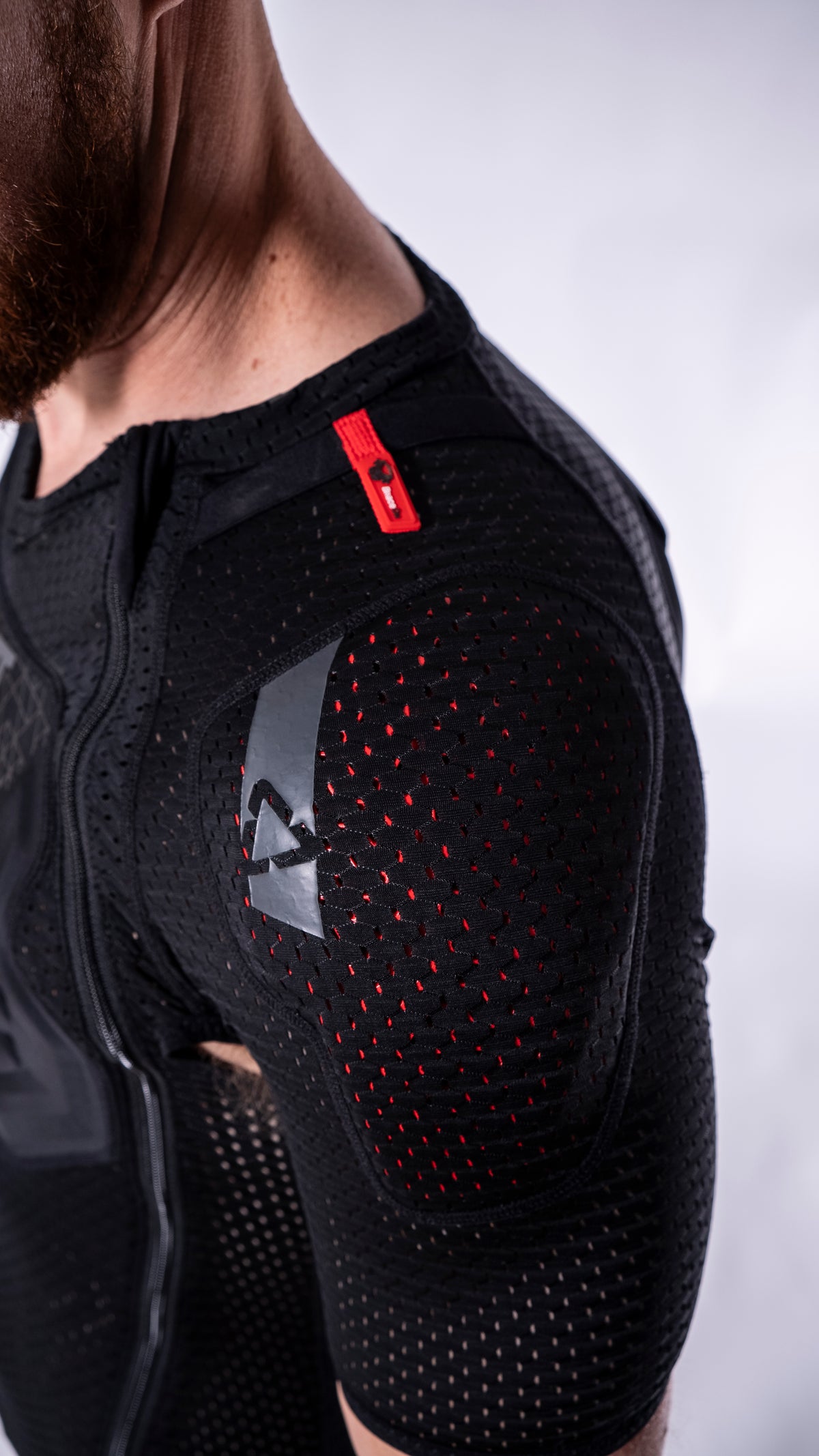 Leatt Body Tee ReaFlex Stealth V26 - Black