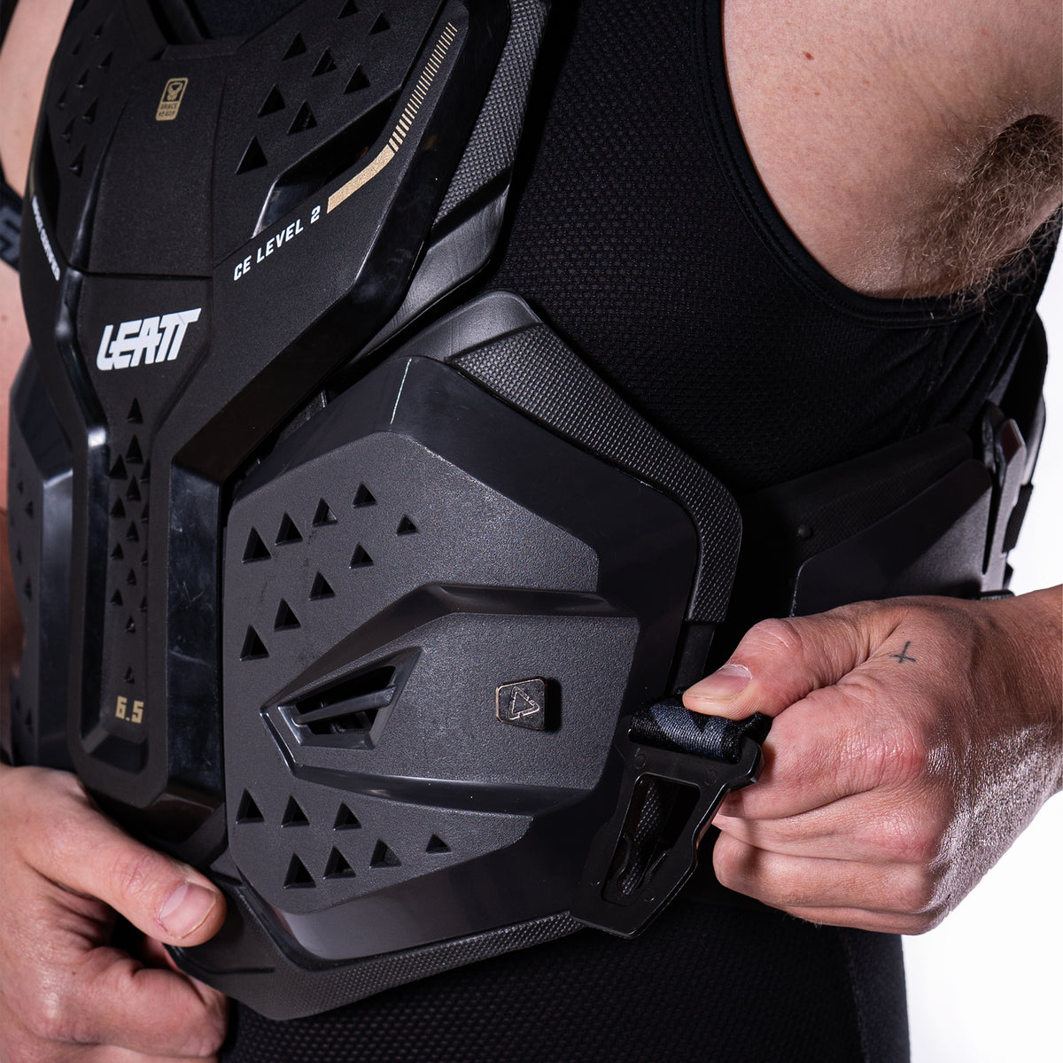 Leatt Chest Protector 6.5 Pro V26 - Graphene Grey