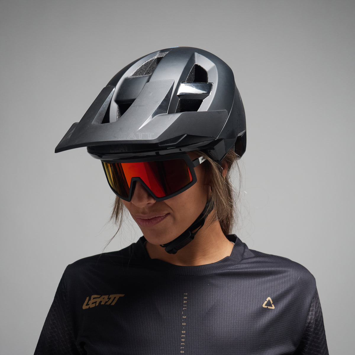 Leatt Helmet MTB AllMtn 3.0 V26 - Stealth Black/Grey