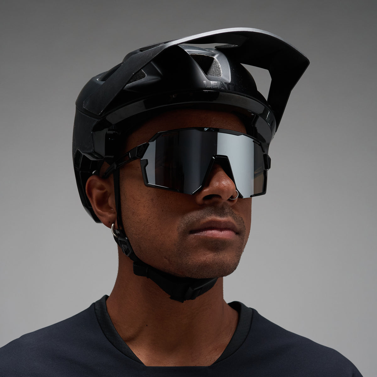 Leatt Helmet MTB AllMtn 3.0 V26 - Stealth Black/Grey