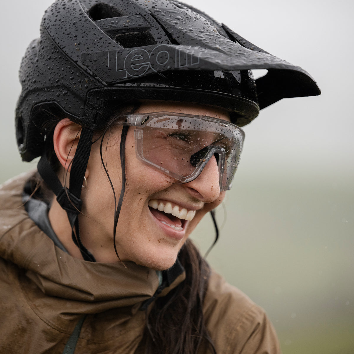 Leatt Helmet MTB Enduro 2.0 V26 - Stealth Black/Grey