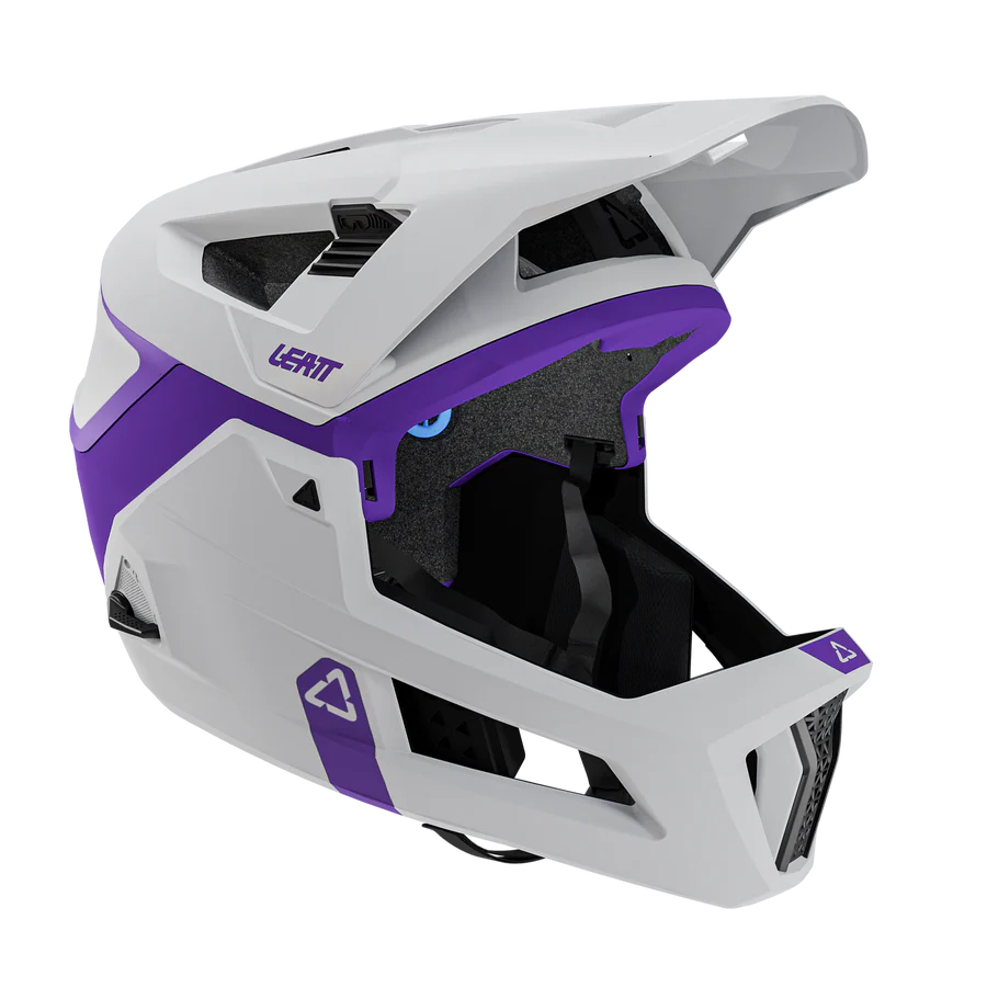 LEATT HELMET ENDURO 4.0 V26