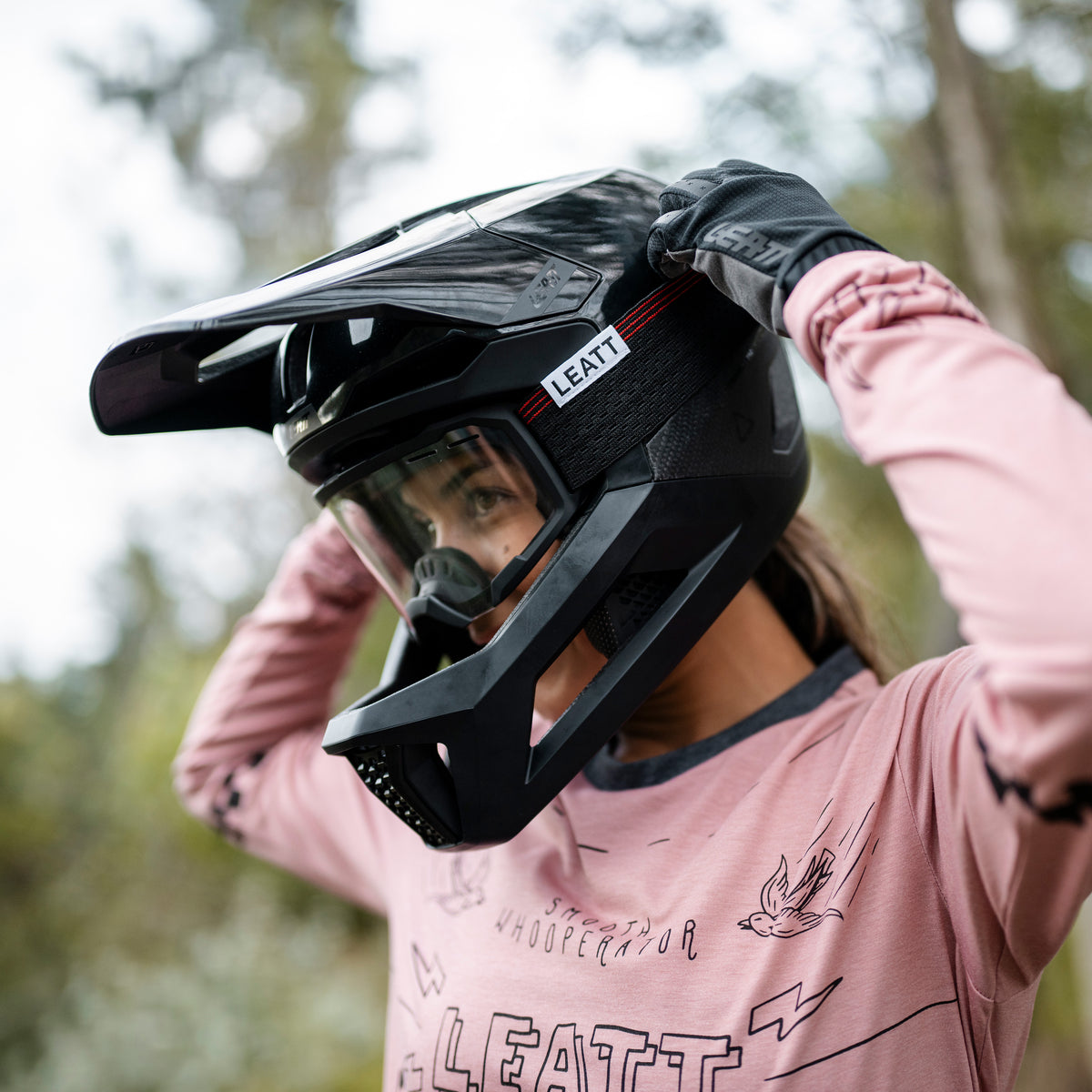 Leatt Helmet MTB Gravity 5.0 V26 - Black