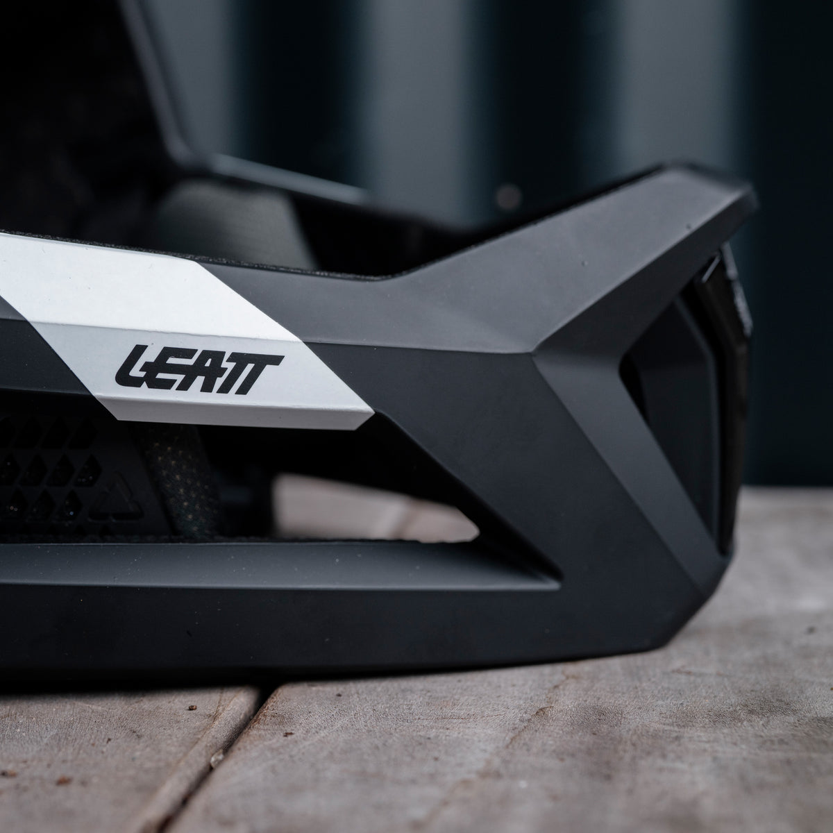 Leatt Helmet MTB Gravity 5.0 V26 - White