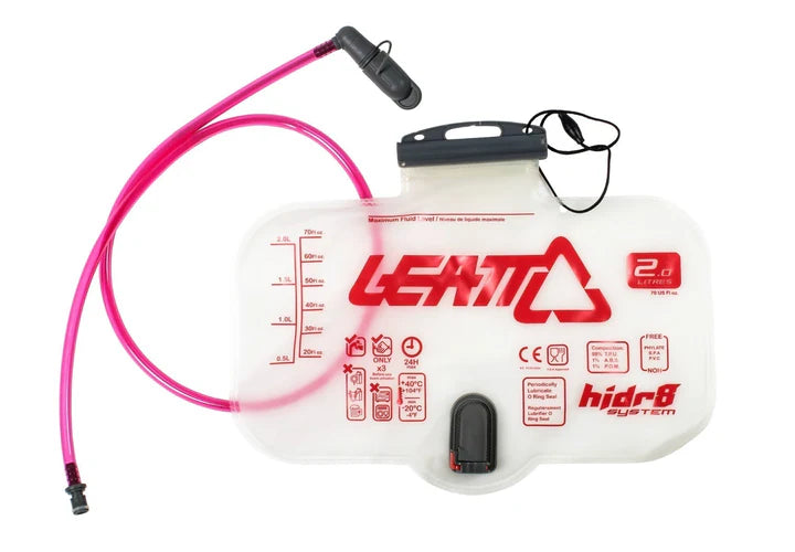 LEATT BLADDER FLAT CLEANTECH 2L (70OZ) HORIZONTAL WITH TUBE AND BITE VALVE V18