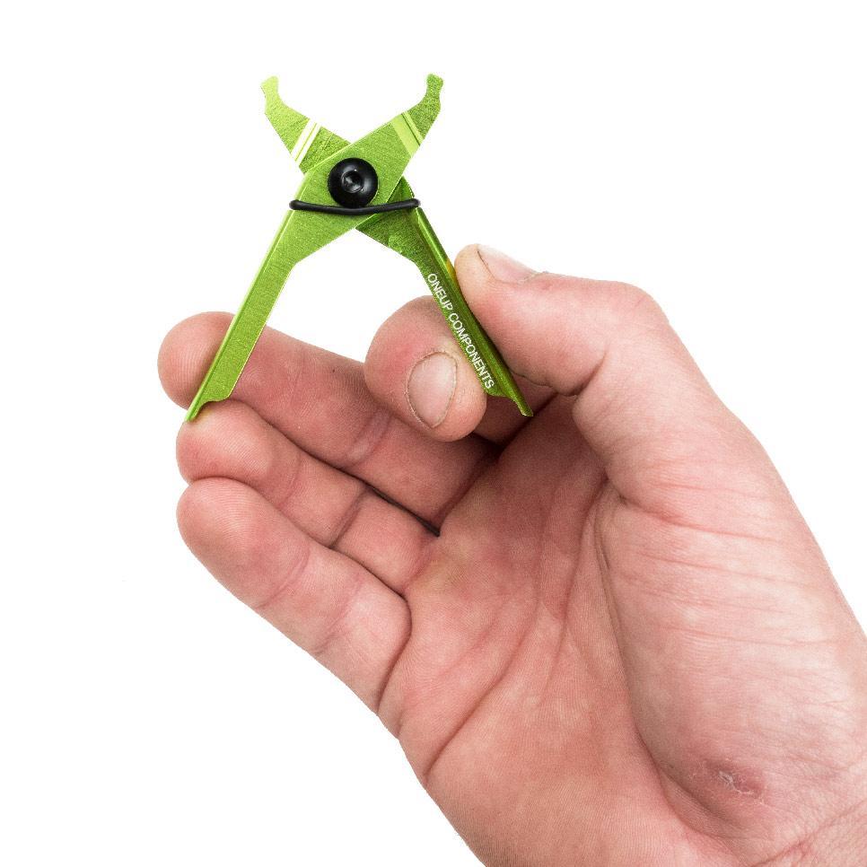 ONEUP EDC PLUG &amp; PLIERS KIT